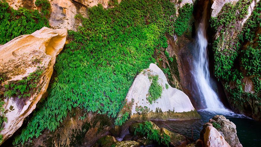 La Cueva del Agua de Tíscar, misterio y paraíso en la Sierra de ...