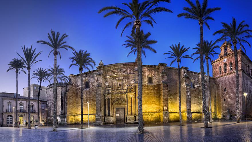 Catedral de la Encarnación: templo y refugio de Almería