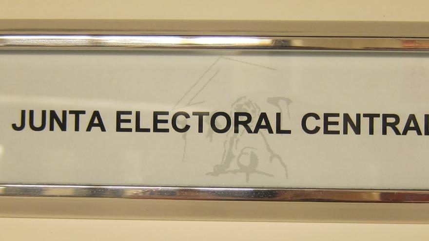 Resultado de imagen para Fotos de la Junta Electoral Central